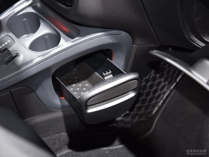 博速 smart forfour空間