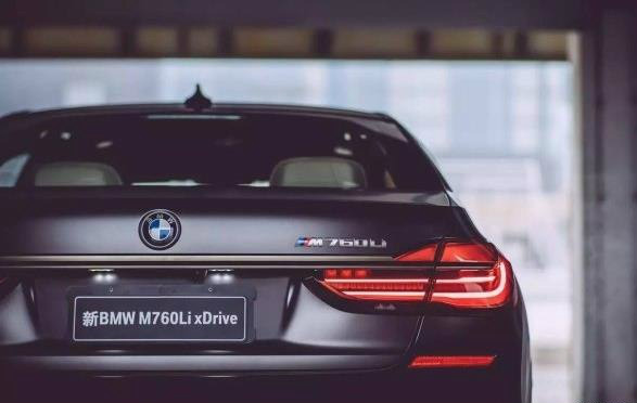 2020款宝马760li报价,宝马760li2020款 bmw m760 li 精彩演绎"豪华运动"_台州宝驿宝马新闻