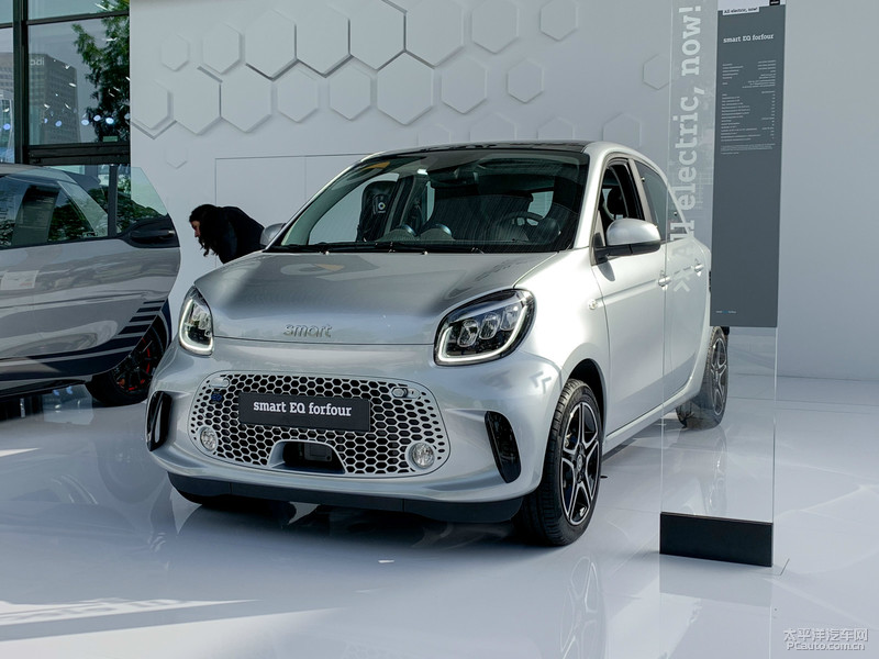 smart forfour新能源外觀