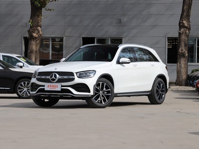 奔驰glc 2022款 改款 glc 260 l 4matic 动感型百公里