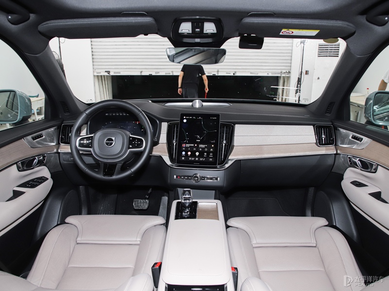 沃爾沃XC90新能源內(nèi)飾