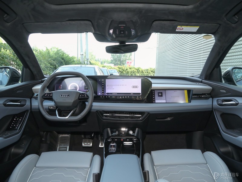 奧迪Q6L e-tron Sportback內(nèi)飾