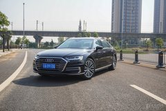 低調(diào)之選 體驗(yàn)奧迪A8L 55TFSI quattro