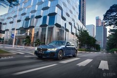 新BMW 5系东南区媒体试驾书写吾辈正当时