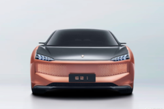 恒大首款車(chē)型恒馳1官圖發(fā)布 奢華內(nèi)飾/4座布局