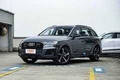奧迪Q7優(yōu)惠高達(dá)4.2萬元 歡迎到店賞鑒