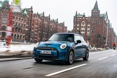 MINI COOPER SE特別版3月推出 獨享漸變色車頂