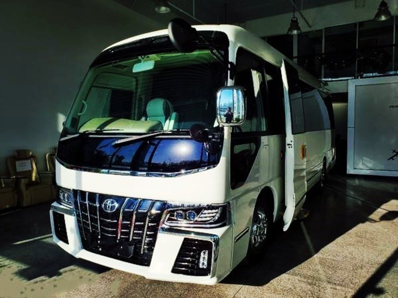 豐田考斯特10座價格考斯特10座報價圖