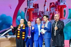 歐拉閃電貓|把超跑方向盤交給女性！