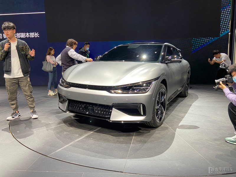 2021上海车展：全新起亚EV6 GT亮相