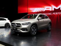 奔馳GLA1.3T自動擋兩驅新車多少錢能落地？