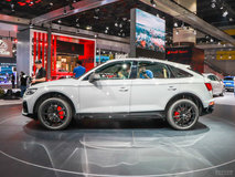 奧迪Q5L Sportback高配多少錢能落地?