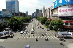怎么走?蒸湘北路與船山大道路口增設“借道左轉”車道