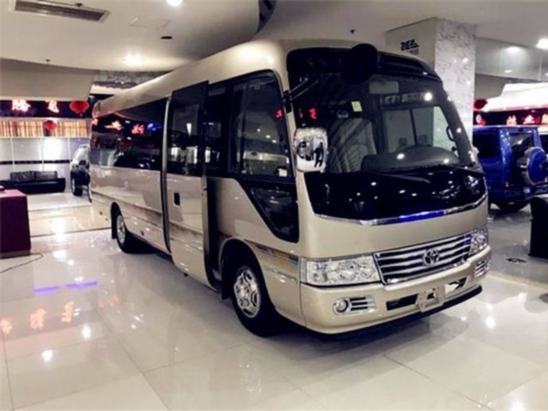 豐田考斯特10座價(jià)格豐田考斯特中巴車