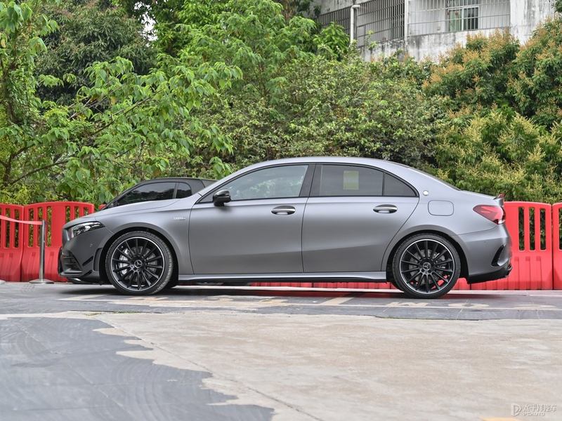 奔驰a级amg2020款自动挡落地需要多少钱