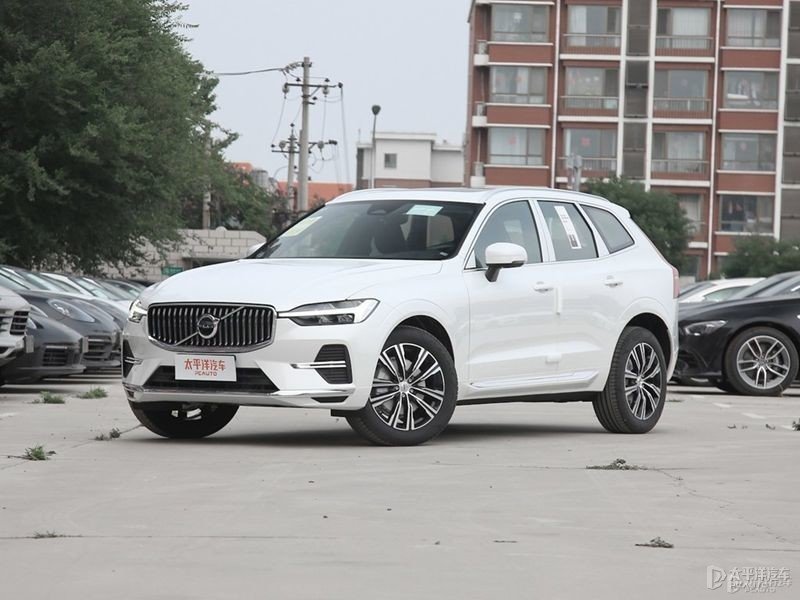 沃尔沃xc60 2021款自动挡裸车价多少钱