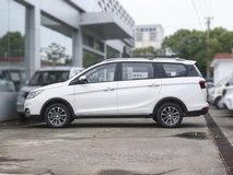寶駿7302021款手動擋落地價最低多少錢?