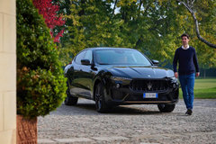 玛莎拉蒂携手马西米里安诺·阿莱默发布定制版车型