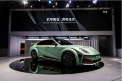 以“機(jī)甲科技”征戰(zhàn)豪華純電市場(chǎng) 沙龍汽車三大優(yōu)勢(shì)劍指第一