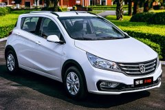 4-5萬轎車哪個性價比高 兩款熱門4-5萬轎車介紹
