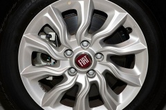 2017款速腾1.4t自动舒适版轮胎是什么型号