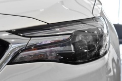 別克英朗1.5t自動精英打轉燈時日間行車燈是不亮的嗎