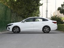 逸動PLUS最新款落地多少錢?逸動PLUS購車價