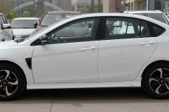 自動泊車時(shí)擋位放哪個擋