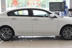 帶自適應(yīng)巡航的車前擋用貼膜嗎