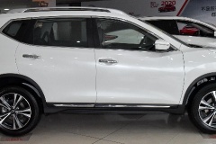日產(chǎn)奇駿全景影像控制盒在哪兒
