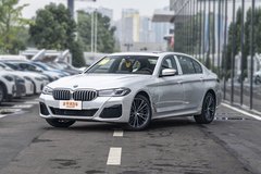 寶馬5系最低價(jià)是多少錢 45-50萬買什么自動擋車最好