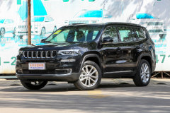 河南普鴻Jeep 大指揮官最多優(yōu)惠2萬元 現(xiàn)車充足