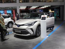 豐田C-HR5座落地需要多少錢?豐田C-HR買車價