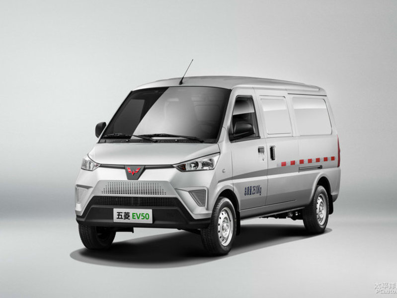 菏澤和信五菱汽車EV50讓利高達(dá)0.5萬