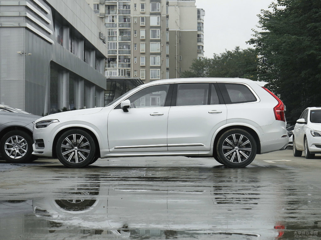 河南合众新沃沃尔沃沃尔沃xc90最高降13万元现车充足