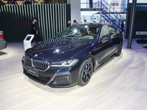 寶馬5系三廂最低價格是多少錢？寶馬5系買車價