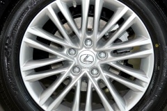 2019款凌渡280舒適版輪胎型號是什么
