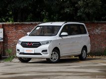 五菱宏光S最新款落地價(jià)最低多少錢？五菱宏光S價(jià)格