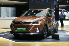 2019款??北京EX5自動(dòng)版外部配置高嗎?北京EX5購(gòu)車手冊(cè)