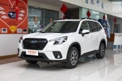 2022款?2.0L?森林人自動版內(nèi)飾舒服嗎?森林人購車手冊