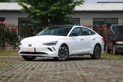 2020款??菲斯塔 純電動自動版動力怎么樣?菲斯塔 純電動購車手冊