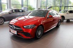 奔馳C級?2022款 C 260 L 運動版內飾舒服嗎?奔馳C級購車手冊