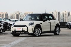 MINI  2022款 1.5T COOPER 经典派 五门版外观好看吗 MINI 购车手册