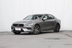 2022款 沃爾沃S60?自動(dòng)版油耗多少?沃爾沃S60購車手冊(cè)