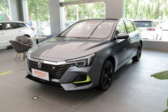 榮威i6 MAX新能源?2021款 EV 500天幕旗艦版車身漂亮不?榮威i6 MAX新能源購車手冊(cè)