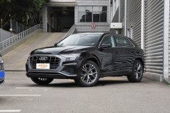 奧迪Q8?2022款 55 TFSI 豪華動感型底盤扎實嗎?奧迪Q8購車手冊