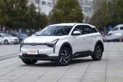 2021款 哪吒U?自動版內飾材料怎么樣?哪吒U購車手冊