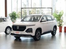 寶駿5302020款1.5T最低價格是多少錢?寶駿530報價