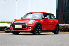 MINI  2022款 2.0T COOPER S 五门版 The Coopers 纪念版空间宽敞吗 MINI 购车手册