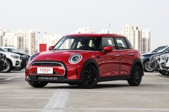 2022款 1.5T ONE 五门版PLUS MINI 底盘高吗 MINI 购车手册